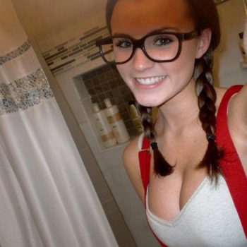 Hadama - Humerœuille - Pas-de-Calais | Sexe Femme